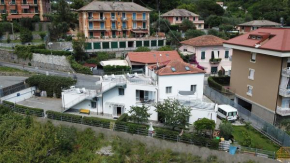 Bed & Breakfast 4U PARCHEGGIO INTERNO Chiàvari